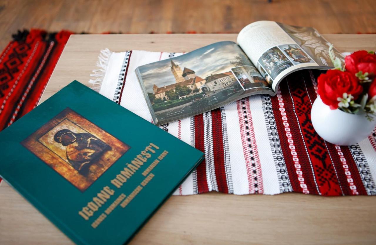 בוקרשט Traditional Romanian Apartments מראה חיצוני תמונה